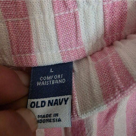 Old Navy Size LG Pink and White Striped Shorts EUC - Picture 3 of 5